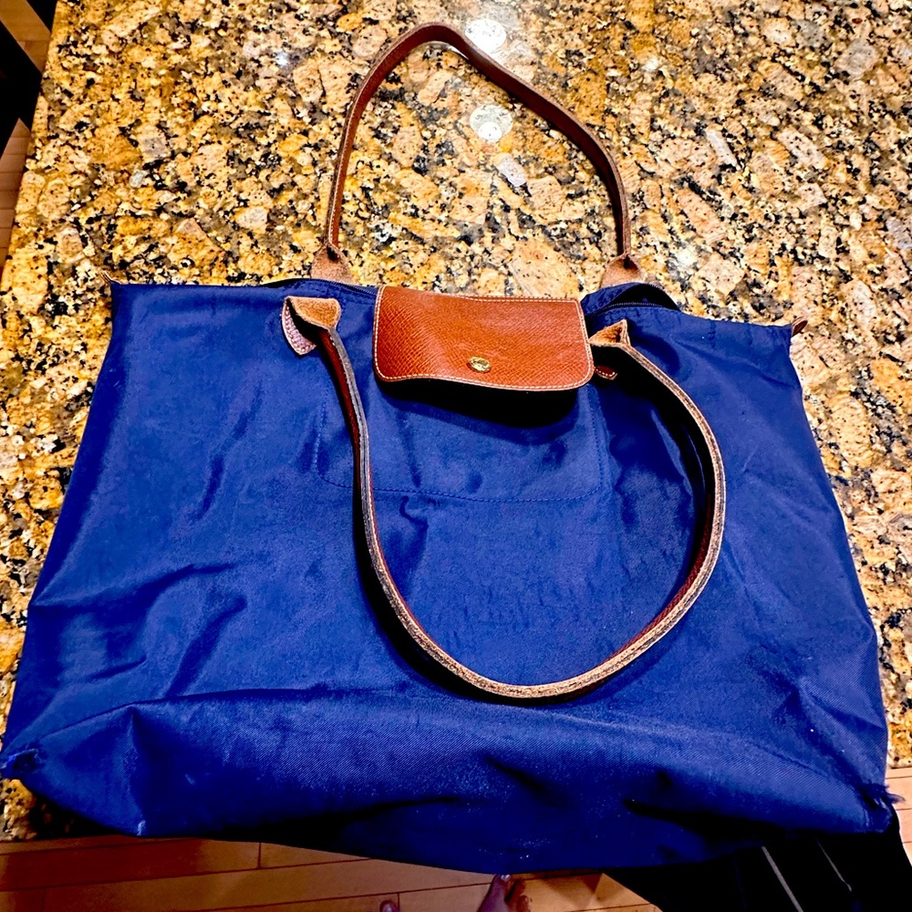 Used Long champ bag Navy blue
